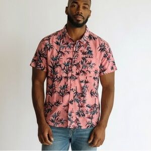 RVCA | Men’s Salmon Pink Tropical Floral Casual Button Down Shirt size XL Hawaii